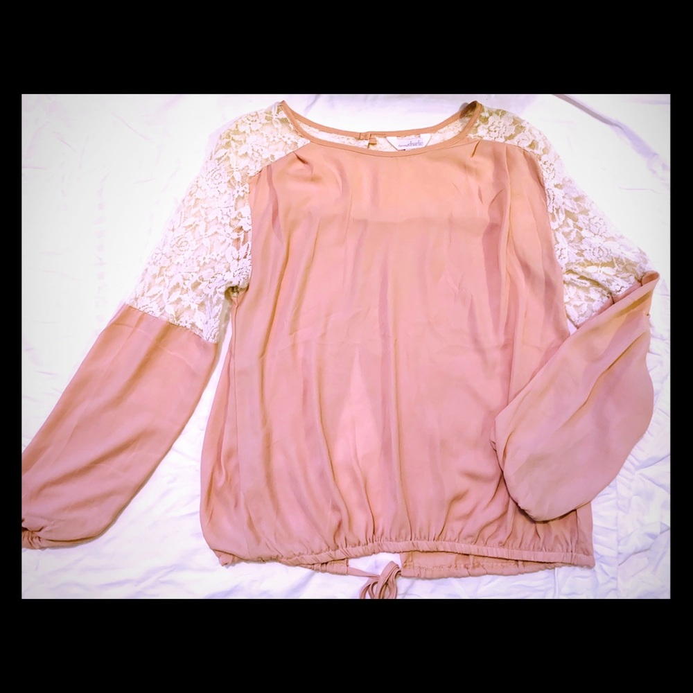 3/$15 Charming Charlie blouse